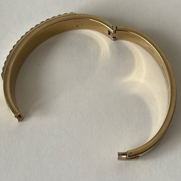 Michael Kors Black Friday clear rhinestone  Bangle Bracelet - Picture 5 of 16